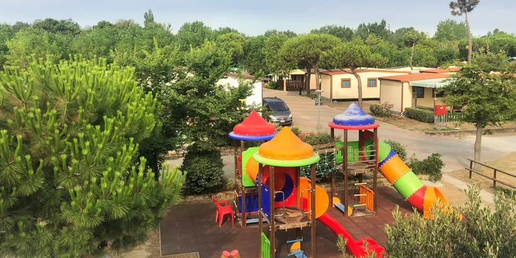 Je tu i super zázemí pro děti – hřiště i miniklub. 