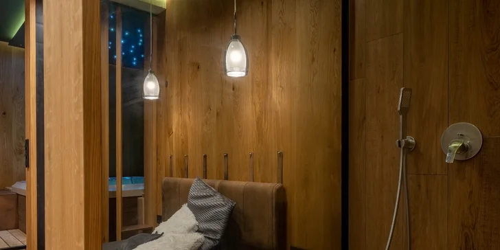 Do malého SPA můžete zajít ve 4, ve velkém SPA může relaxovat až 6 osob. 