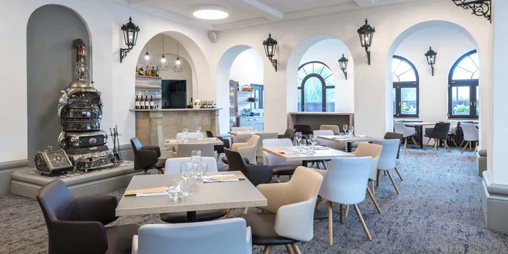 V restauraci vaří krkonošské speciality i českou klasiku. Vy máte v ceně polopenzi. 
