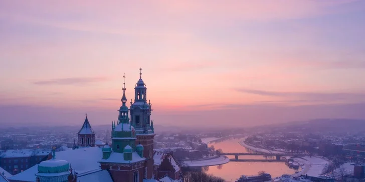 Uvidíte hrad Wawel, synagogy či Národní muzeum. 