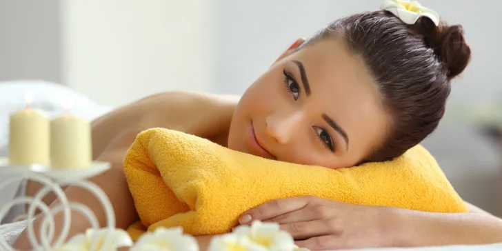 Hodinová uvolňující relaxační masáž zad a šíje pro každého