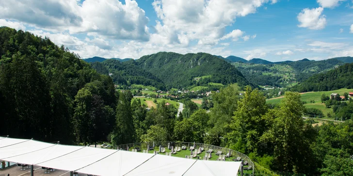Výhľady na horské panorámy vás neomrzia.