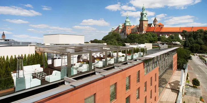 Pobyt v nádherném 5* hotelu Sheraton Grand Krakow: snídaně či polopenze a neomezený wellness, dítě zdarma