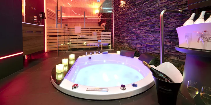 Rekax v privátním wellness ve dnech neděle–čtvrtek: 60 nebo 90 min. a sekt či šampaňské