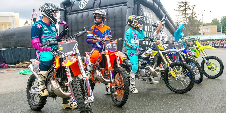 Vstup na sportovně-hudební show Překonání Gravitace: motokrosové i BMX hvězdy, Marpo, Majk Spirit ad.