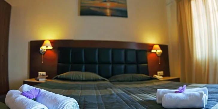 Samozřejmostí všech pokojů je i koupelna s WC.