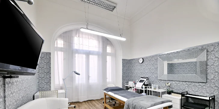 Salon najdete v centru města nedaleko Můstku. 