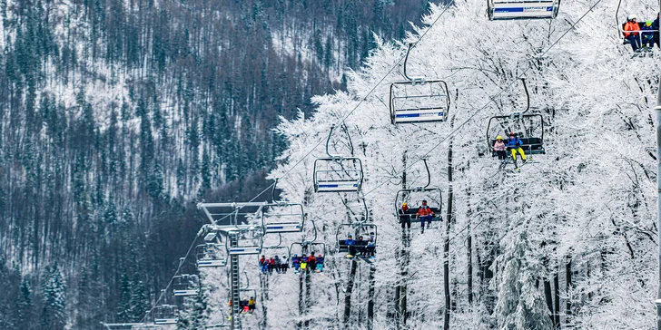 Skipas je denní, platí od otvíračky do cca 16 hodin. 