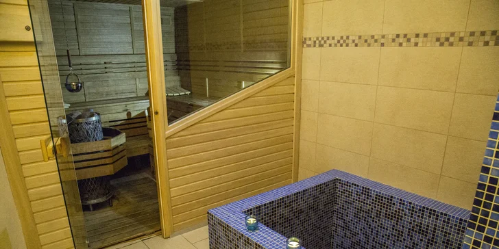 Čeká vás i parádní perličková koupel a hydromasáž.