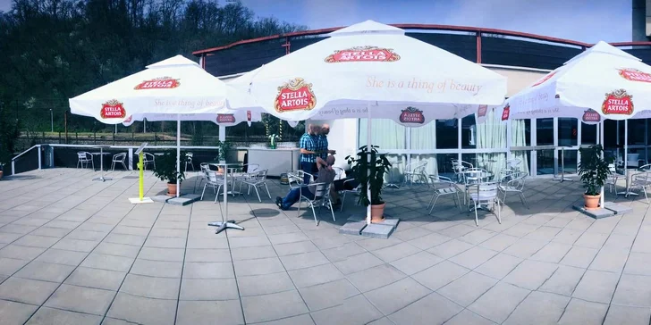 V Chill out zóně si odpočinete mezi závody.
