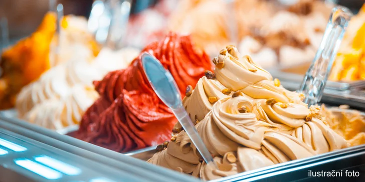 zajděte si do Gelaterie & Cukrarny VEİS, kterou najdete v Palackého sadech v Písku, jen kousek od řeky a slavného Kamenného mostu.