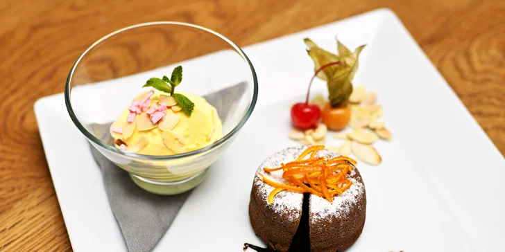 3chodové valentýnské menu s grilovaným baby kuřetem a přípitkem