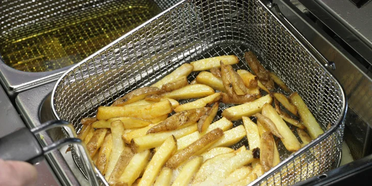 Burger podle výběru ze 3 druhů a belgické hranolky pro jednoho i dva