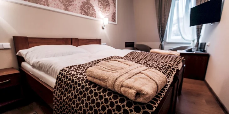 Léto v centru Karlových Varů se snídaní i wellness procedury