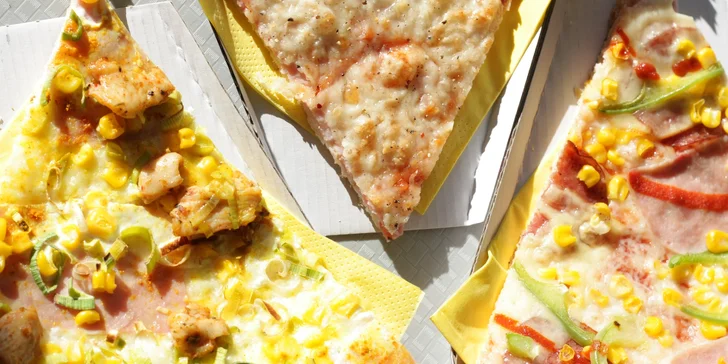 Chacharova pizza se smetanovým nebo rajčatovým základem dle výběru