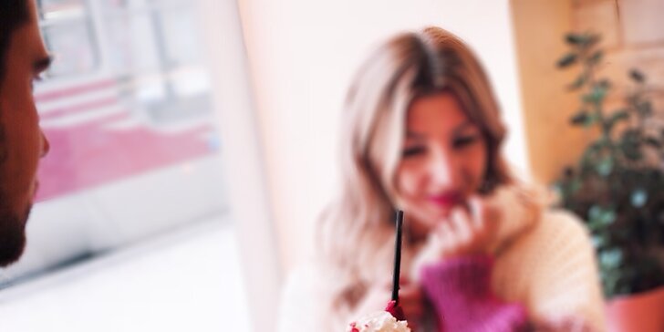 Na rande do Waf-Waf: valentýnský milkshake a vafle se skořicovým cukrem