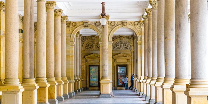 Léto v centru Karlových Varů se snídaní i wellness procedury