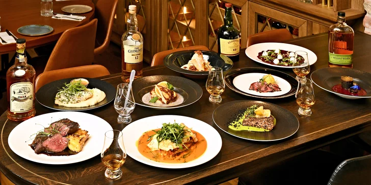 3chodové menu s degustací whiskey pro 2 osoby: losos, roštěná, hovězí špička, fondán i lívance