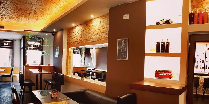 Indické menu pro libovolný počet osob: několik hlavních jídel i míchaný drink