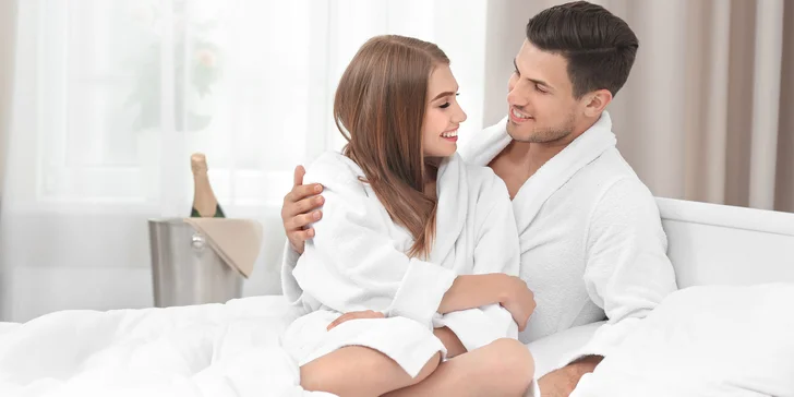 Valentýnský rituál s vůní čokolády: vířivá lázeň, masáž i pohoštění pro 2