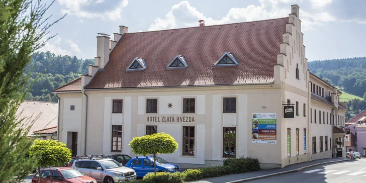 Třídenní relax na Šumavě: Ubytování se snídaní, turistika a památky