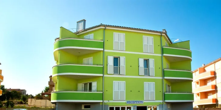 Apartmán na Istrii pro 3 osoby: plně vybavená kuchyňka, kousek od pláže