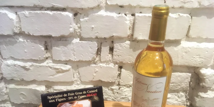 Luxusní delikatesa: Foie gras a láhev vína z Le Marche