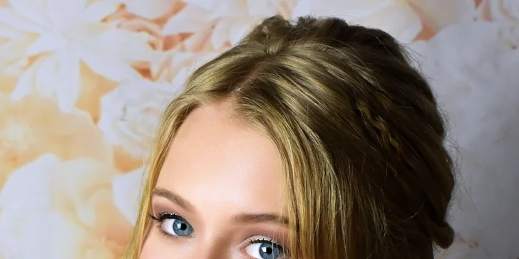 Večerní líčení nebo fotomake-up i vč. společenského účesu ve Studiu Visage