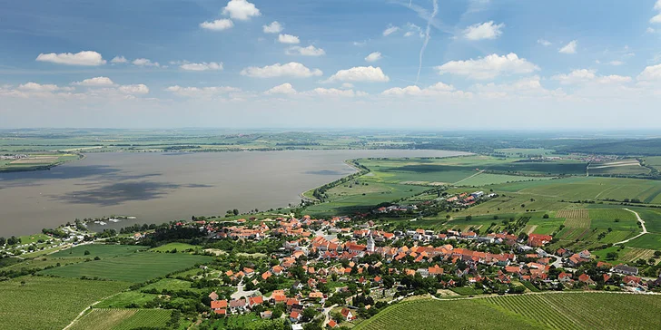 Relax mezi vinicemi: wellness pobyt v Pavlově přímo pod Děvičkami