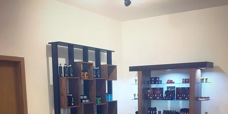 Pánský střih s úpravou vousů nebo i kompletní balíčky s kosmetickým ošetřením