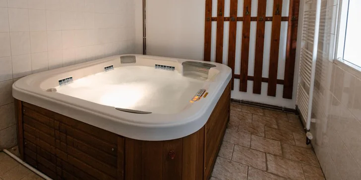 3 nebo 4denní pobyt v penzionu v Pošumaví se snídaní, večeří i wellness