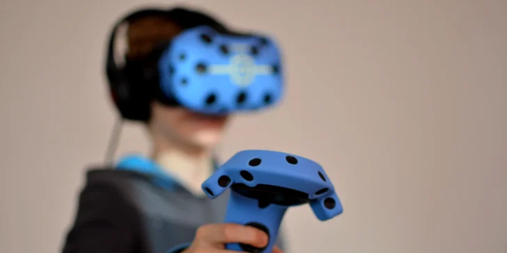 Adrenalin ve virtuální realitě: 1, 2 nebo 3 hod. hraní pro 1–10 hráčů