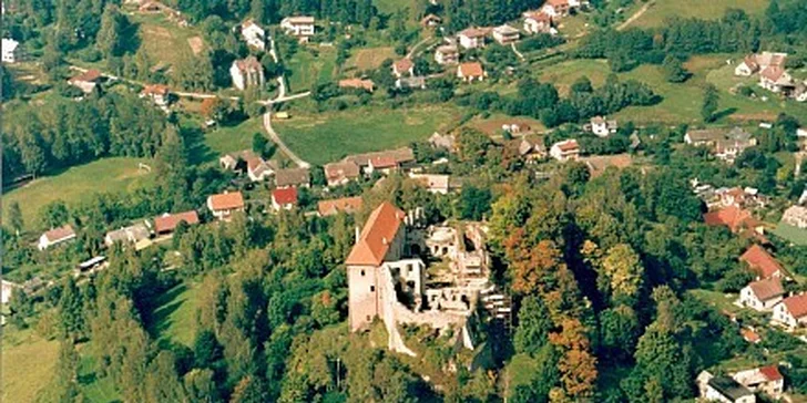 1150 Kč za 2 noci se snídaní pro 2 osoby v Podkrkonoší v hodnotě 2300 Kč