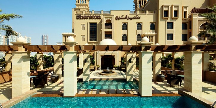 Dovolená v emirátu Sharjah: 5–12 nocí v 5* hotelu s lázněmi i dětským koutkem