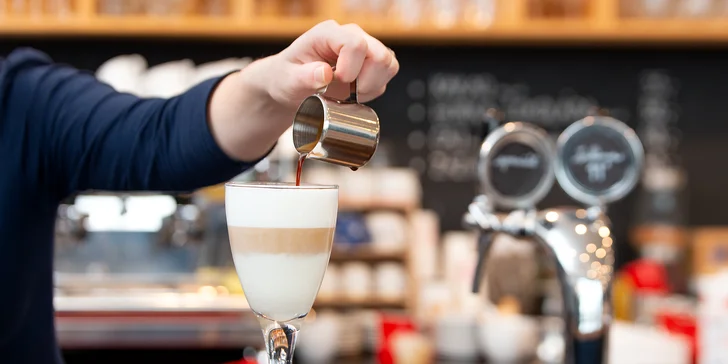 Příjemné chvilky: dvě kávy podle výběru ze 4 druhů nebo dvě kávy flat white