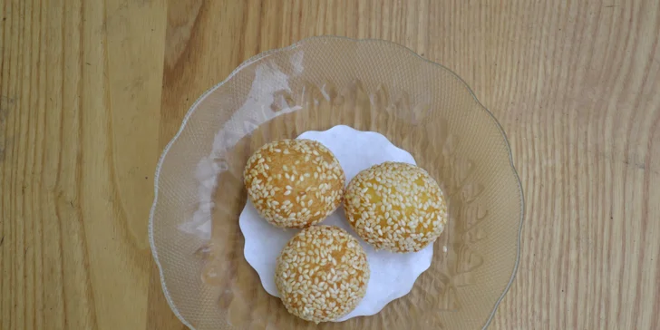 Vietnamské menu dle výběru: miso tofu, kuřecí teriyaki i sezamové kuličky