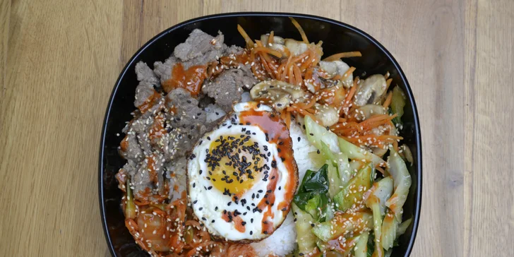 Vietnamské menu dle výběru: miso tofu, kuřecí teriyaki i sezamové kuličky