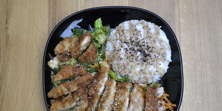 Vietnamské menu dle výběru: miso tofu, kuřecí teriyaki i sezamové kuličky