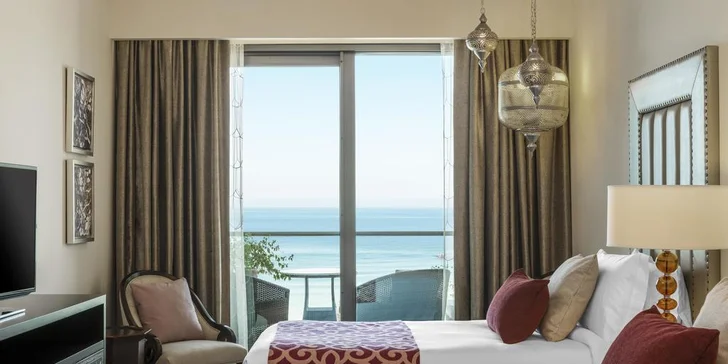Luxusní pobyt v emirátu Ajman: 5–12 nocí v oblíbeném 5* resortu u pláže