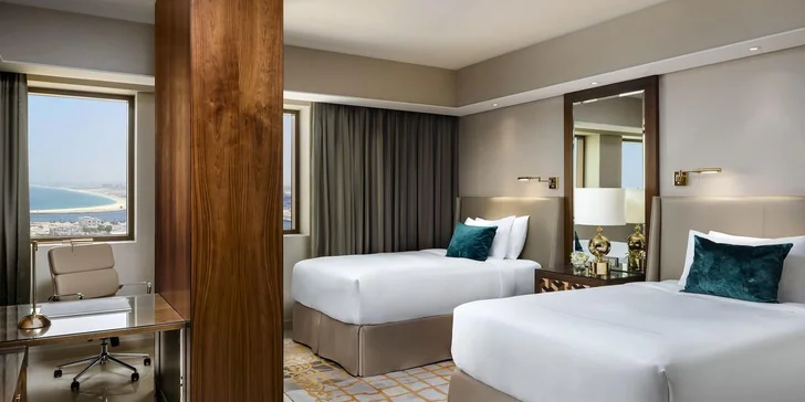 Boží dovolená v emirátu Ajman: 4–12 nocí v 5* resortu u pláže