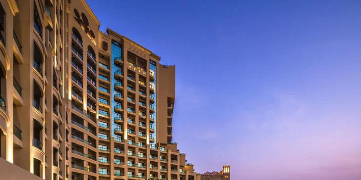 Boží dovolená v emirátu Ajman: 4–12 nocí v 5* resortu u pláže