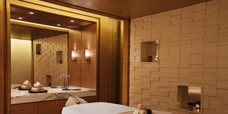 Skvělá dovolená v exotické Dubaji: 4–9 nocí v 5* hotelu u pláže s polopenzí