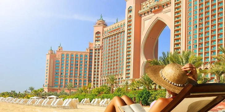 Perfektní dovolená u moře v emirátu Dubaj: 4–9 nocí v 5* resortu s polopenzí