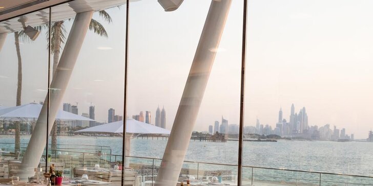 Zážitek na celý život: 4–9 nocí v 6* resortu Burj Al Arab v Dubaji s polopenzí