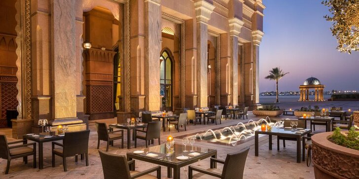 Luxusní dovolená v Abú Dhabí: 5–12 nocí v úchvatném 5* resortu Emirates Palace