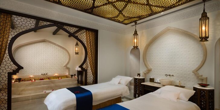 Luxusní dovolená v Abú Dhabí: 4–9 nocí v 6* resortu, polopenze a komorník