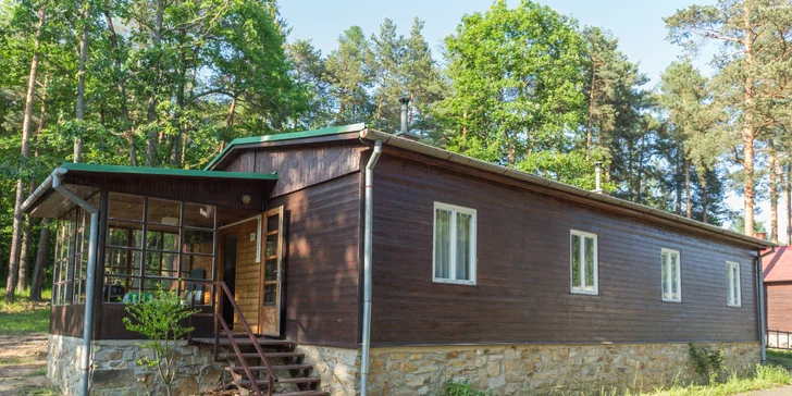 Apartmán u Vranovské přehrady: vybavená kuchyně i zahrada s grilem