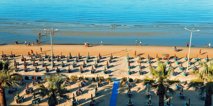 Letecky do Albánie: 7 nocí s all inclusive v letovisku Drač přímo u pláže