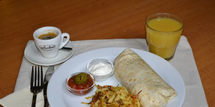 Otevřený voucher v hodnotě 300 a 500 Kč na cokoliv ze snídaňového menu