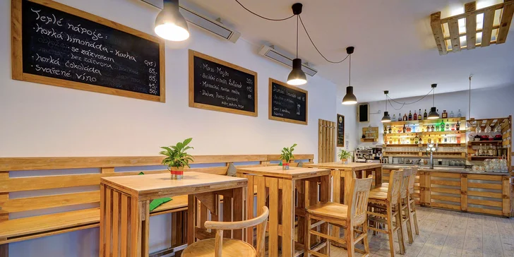Burger podle výběru ze 4 druhů, farmářské hranolky a omáčka pro 1 i 2 osoby